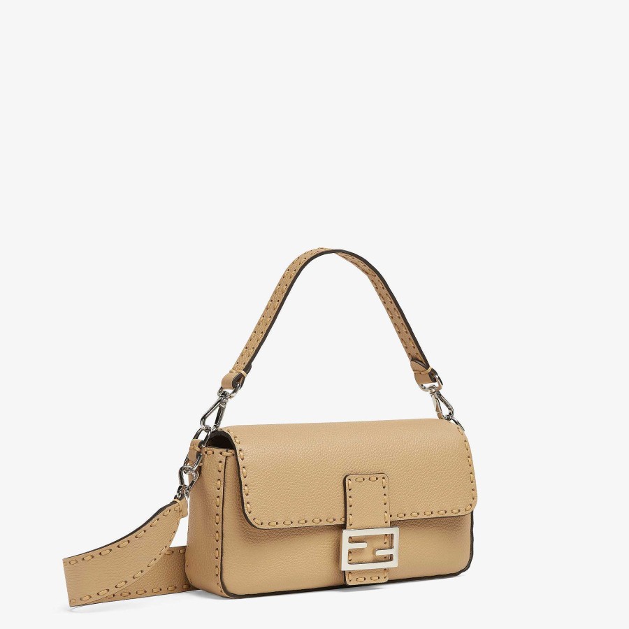 Women Fendi Shoulder & Crossbody Bags | Baguette Beige