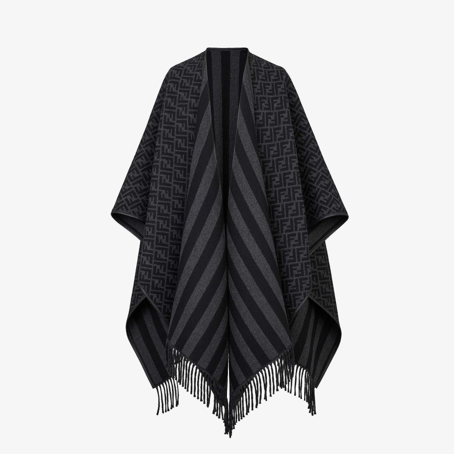 Men Fendi Scarves | Poncho Black