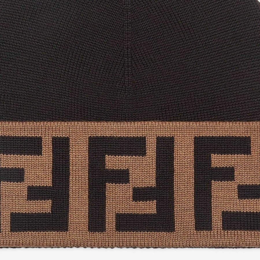 Men Fendi Hats & Gloves | Beanie Black