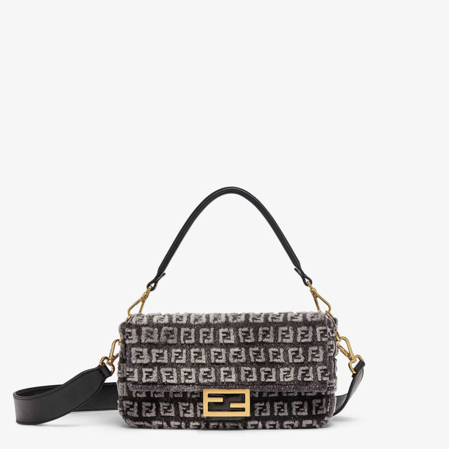 Women Fendi Exotic Bags | Baguette Gray